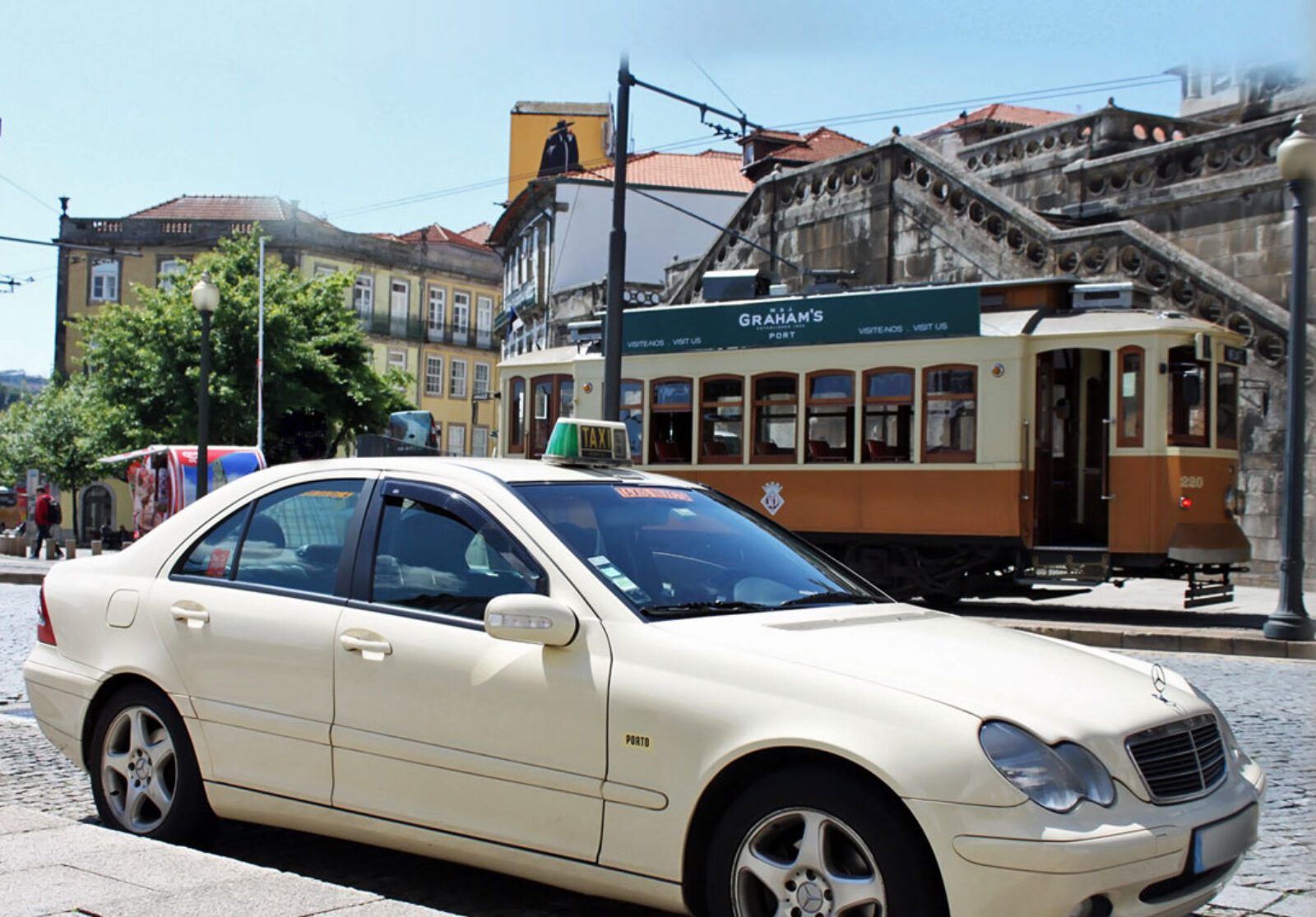Táxis VGN Arrancam no Porto!